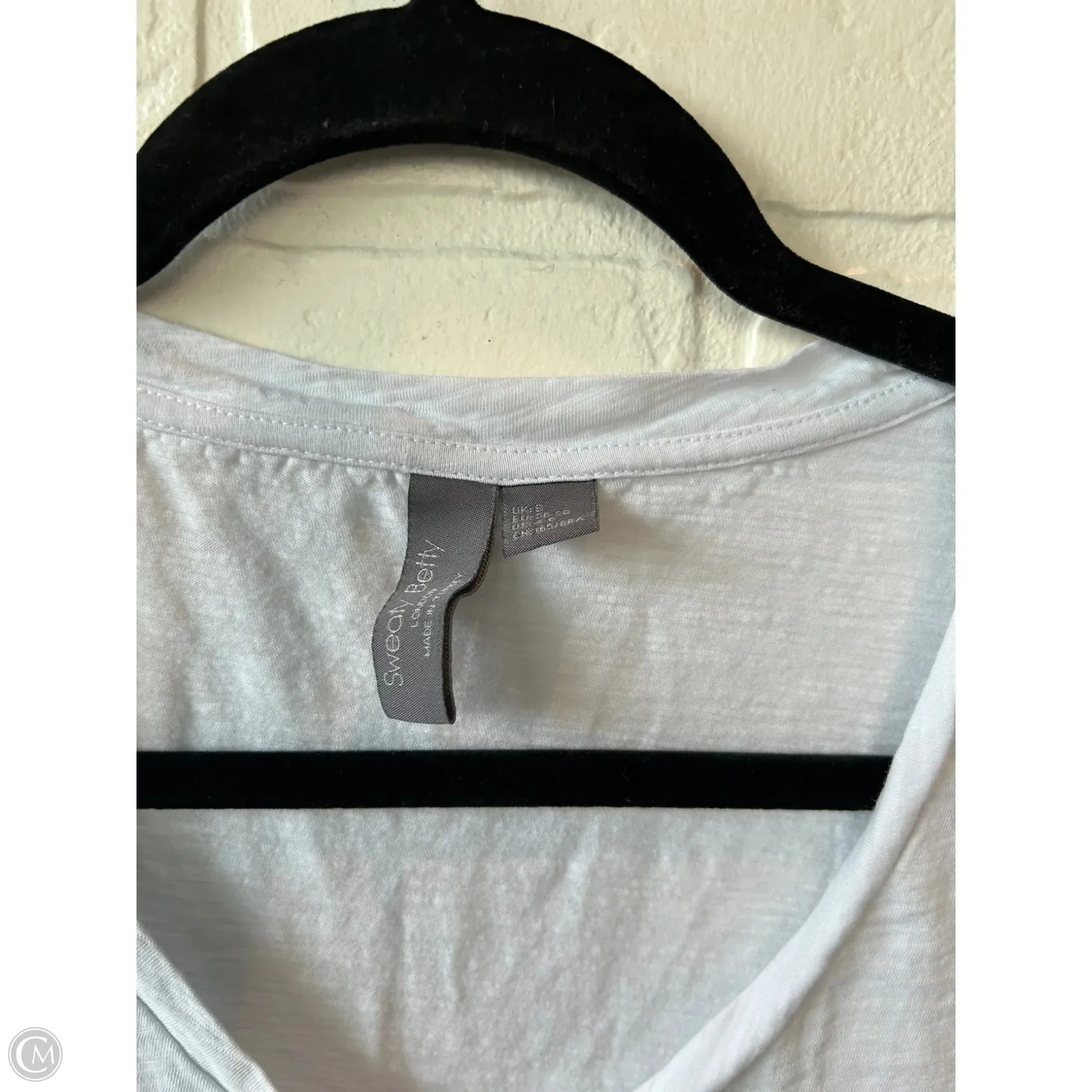 Athletic Top Short Sleeve By Sweaty Betty In White, Size: S