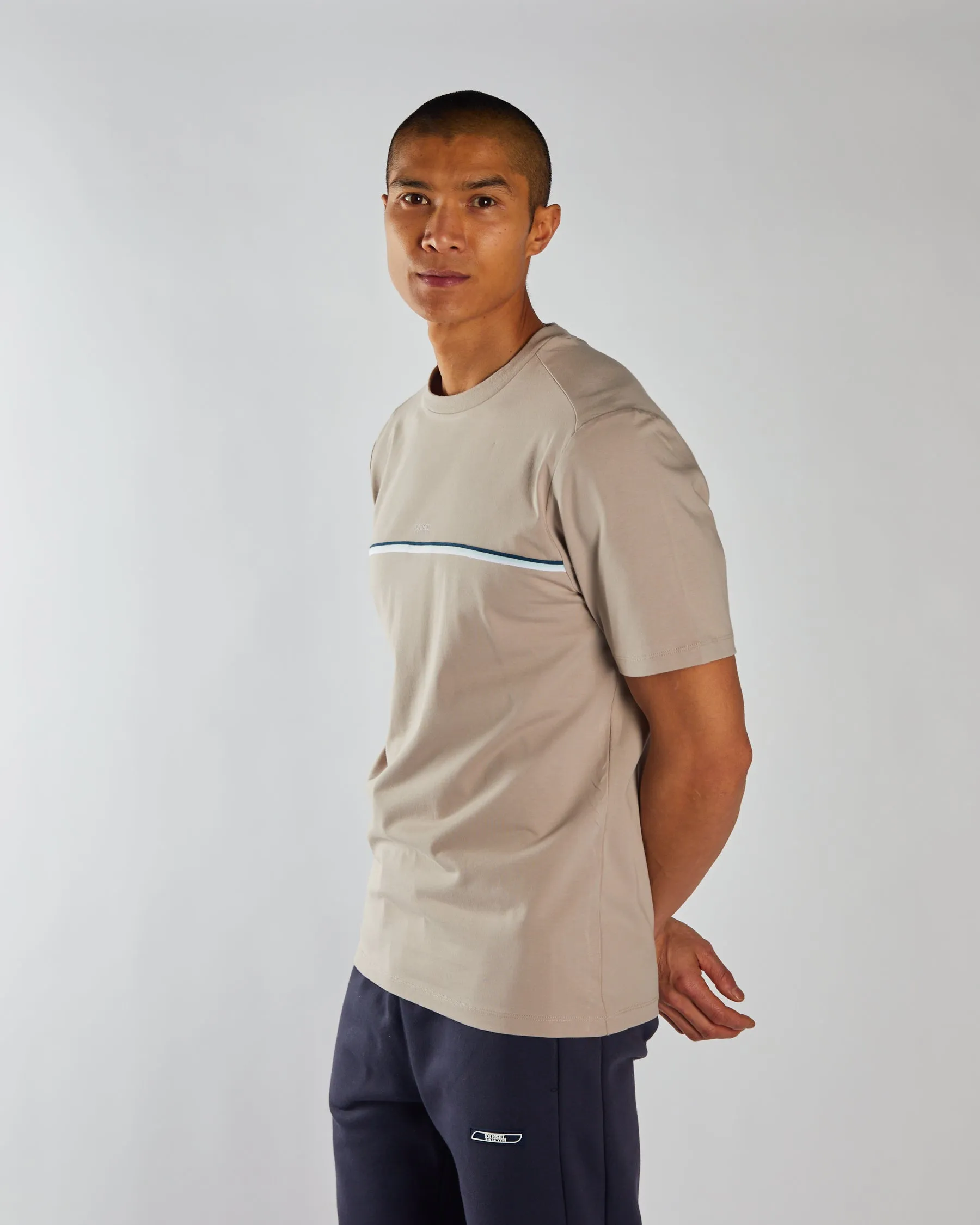 Lachlan Tee Saturn Ash