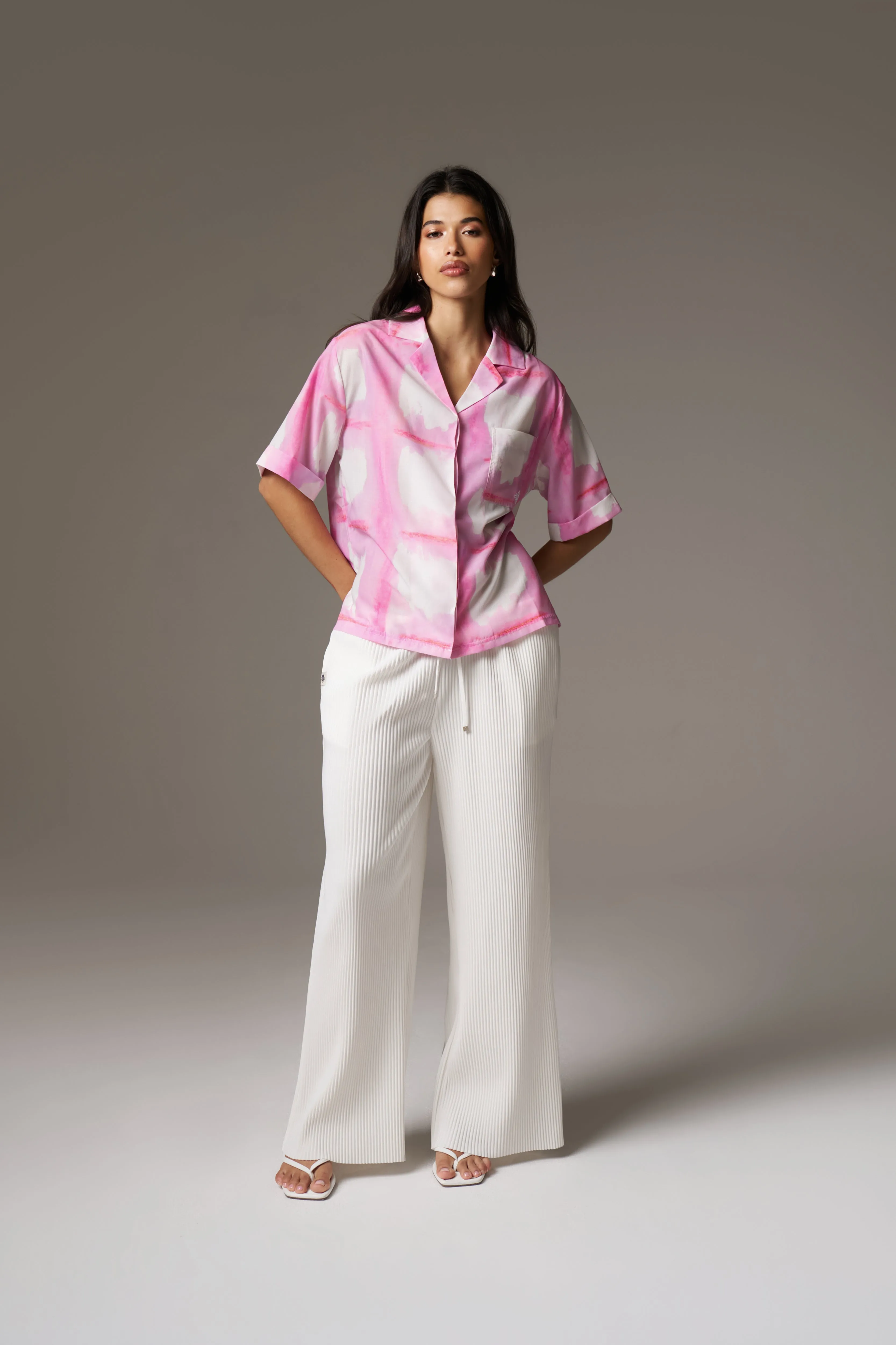 WATERCOLOUR EMBLEM SHIRT - PINK